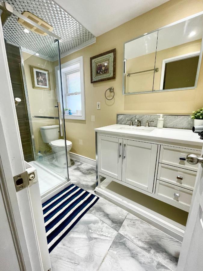 Perfect Home-Private Washrooms,Free Parking,High Speed Net Τορόντο Εξωτερικό φωτογραφία